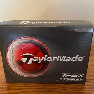 TaylorMade golf balls